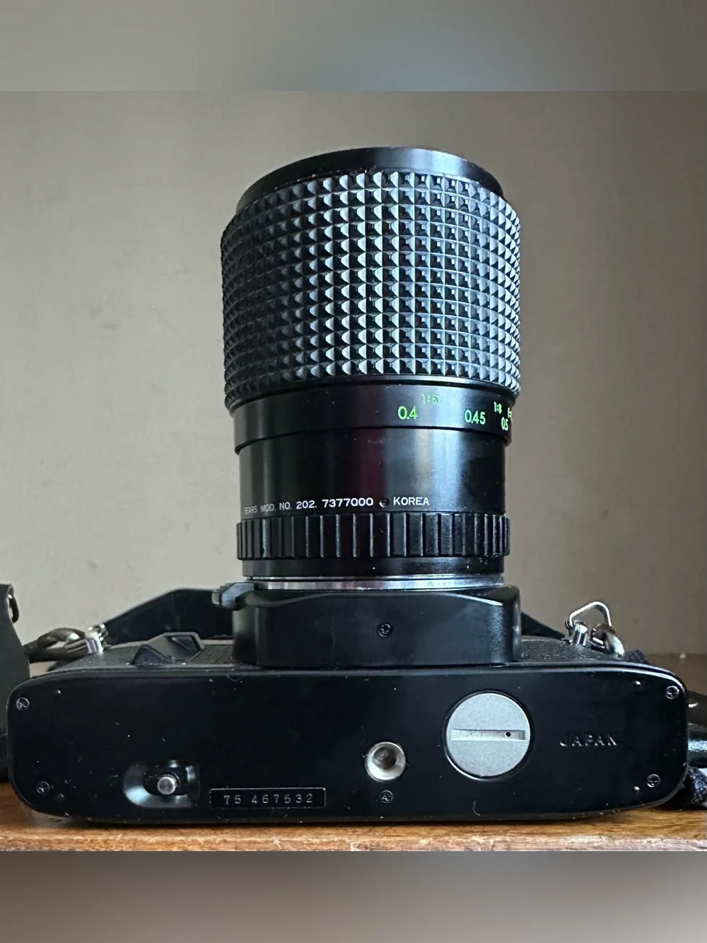 KS Super II SR2000 SLR 35mm Film Camera w/ Multicoated 28-70mm f3.5-4.5 Lens
